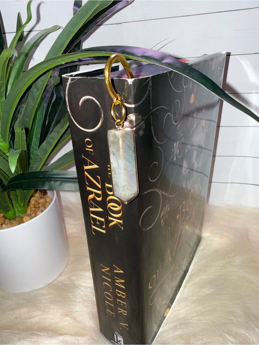 Gold-Tone Stone Bookmark - Cream/Gold Accent